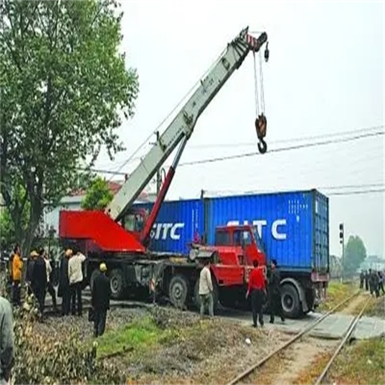 白茅湖农场如何快速找到附近的吊车救援公司