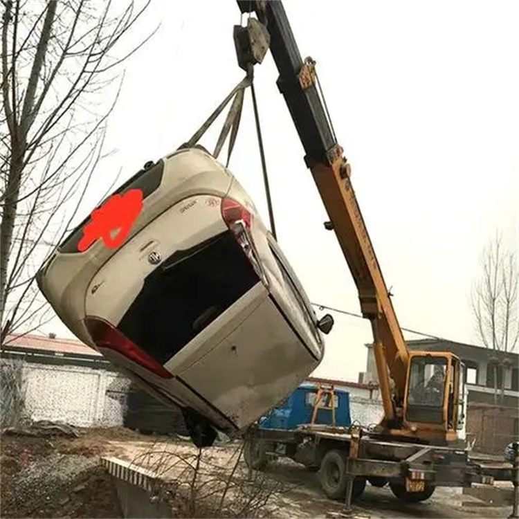 白茅湖农场随时待命，吊车24小时道路救援服务全解析