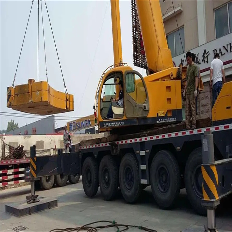 白茅湖农场当地吊车出租|机器吊装|75吨|工厂搬迁服务