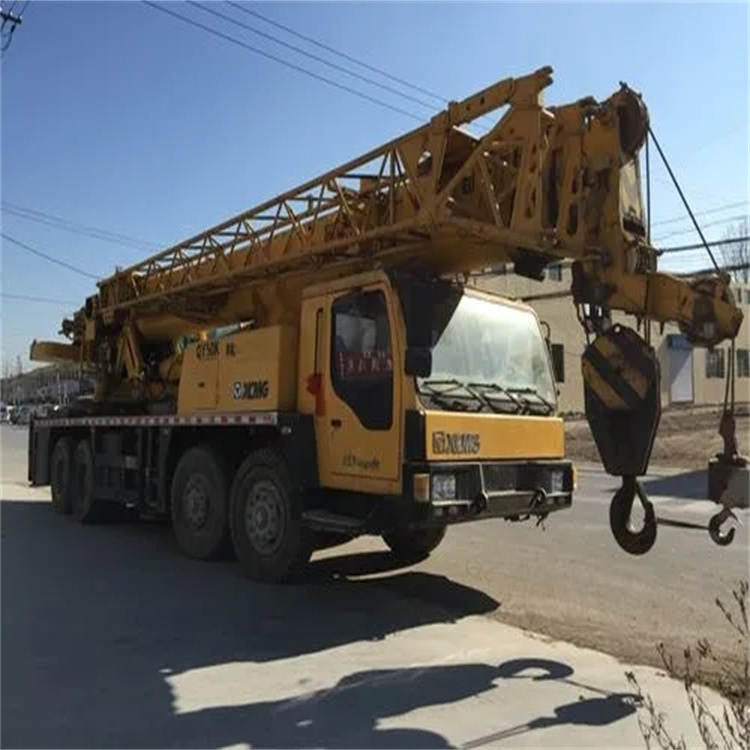 白茅湖农场哪里有专业吊车出租